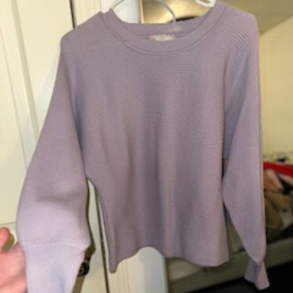 Pink Rose Tops - Women's medium boutique sweater